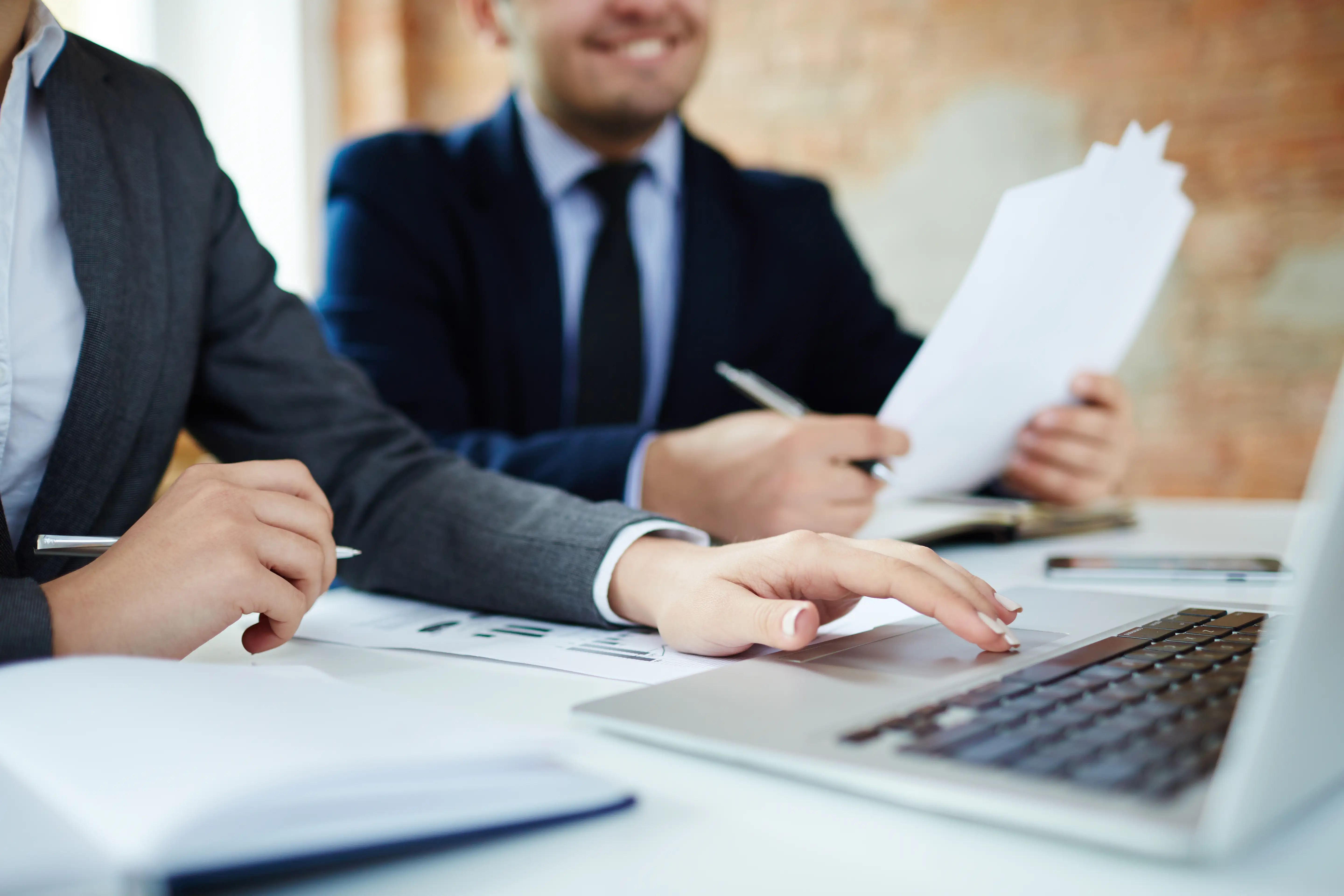 كيف تستفيد مكاتب المحاماة من التكنولوجيا والتحول الرقمي؟
